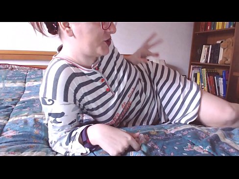 ❤️ Coj tus qaib dub loj no rau hauv koj lub qhov ncauj me qhev ☑ Porn video ntawm peb ﹏